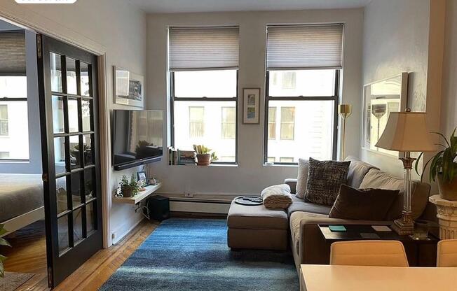 1 bed, 1 bath, $2,700, Unit 5F