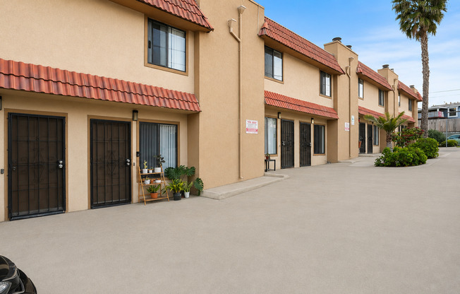 Boundary Street Apartments