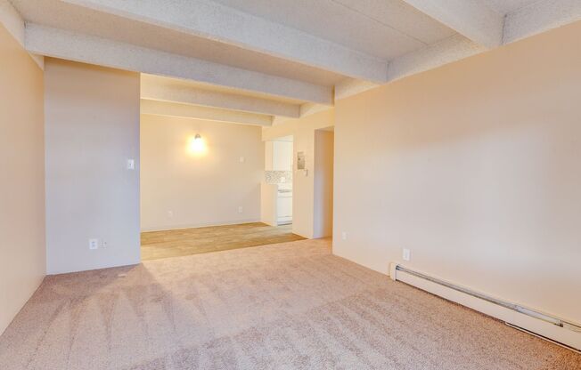 3 beds, 2 baths, 1,080 sqft, $2,200, Unit 8407