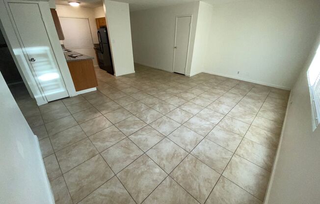 225 E Foster Ave. Unit 6
