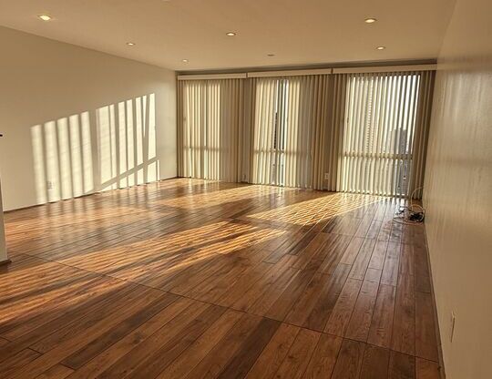 1 bed, 1 bath, 849 sqft, $2,900, Unit 3105