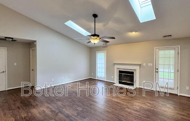 1403 BUCKHORN RD