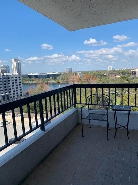 2 beds, 2 baths, $2,800