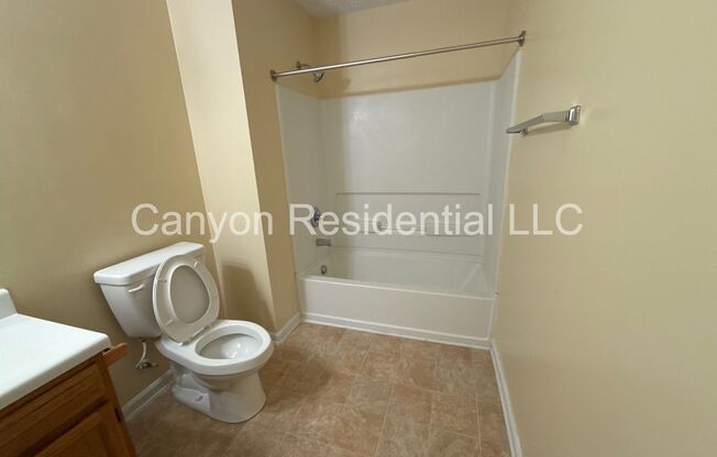 3 beds, 2 baths, $1,710