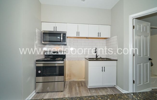 1 bed, 1 bath, 480 sqft, $900, Unit Unit 5