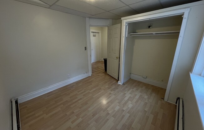 2 beds, 1 bath, 630 sqft, $2,900, Unit J4
