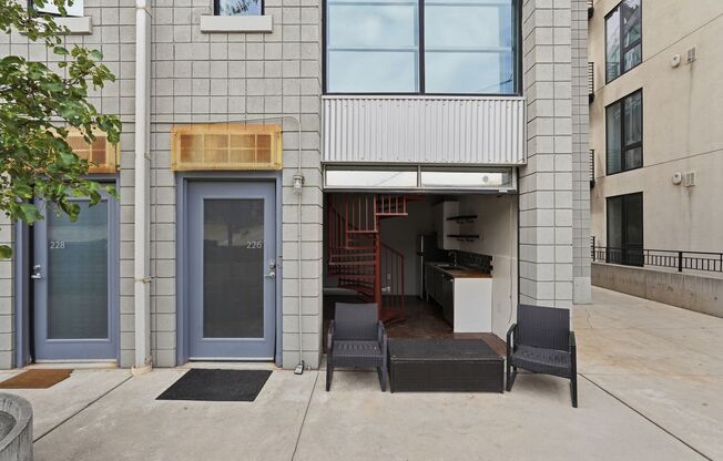 Modern Pet-Friendly 1-Bedroom Condo in Prime Salt Lake City Location with In-Unit Washer/Dryer & Stainless Steel Appliances