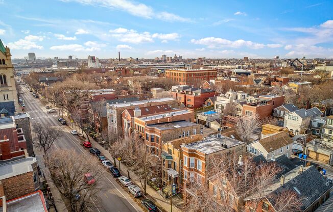 2326 N. Southport