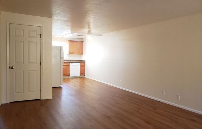 2 beds, 1 bath, $1,495