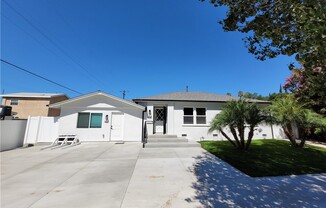 8321 QUARTZ AVE