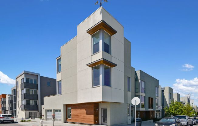 SF Shipyard - 3 BR, 2.5 BA Townhouse 1,437 Sq. Ft. - 3D Virtual Tour, 2-Car Garage
