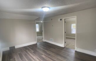 2 beds, 1 bath, 725 sqft, $1,595, Unit 2