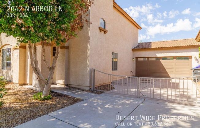 2042 N ARBOR LN