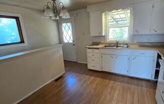 3 beds, 1 bath, $1,695