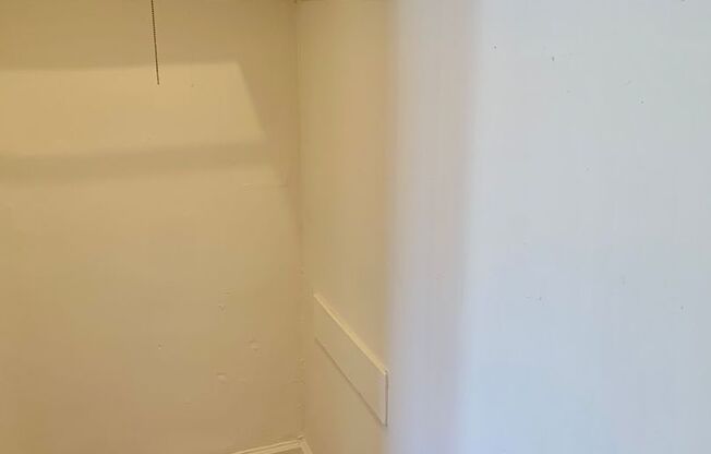 Studio, 1 bath, 300 sqft, $1,385, Unit 530-611