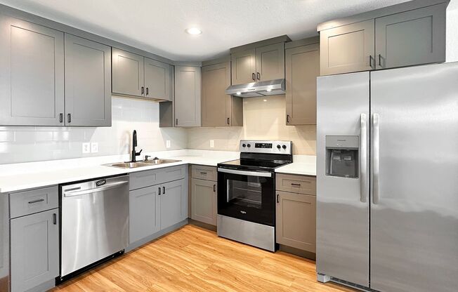 Charming Country Living with Modern Comforts!