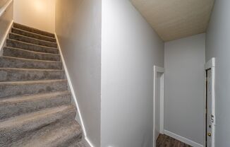 3 beds, 1 bath, $1,695, Unit 732 1/2