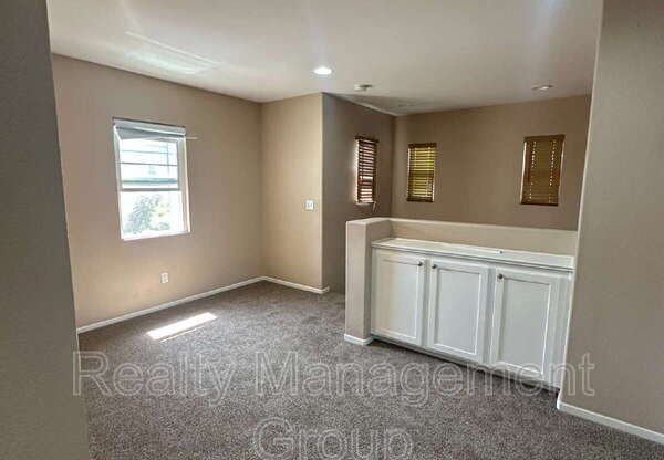 2303 WISTERIA WAY