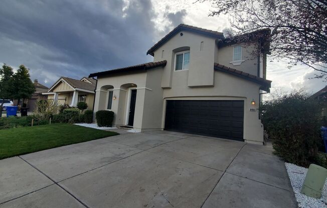 4 Bedroom home in Elk Grove