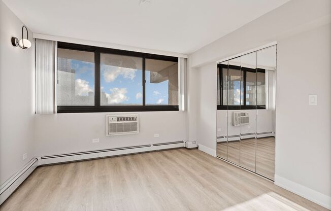 3 beds, 1.5 baths, 1,001 sqft, $3,300, Unit 10H