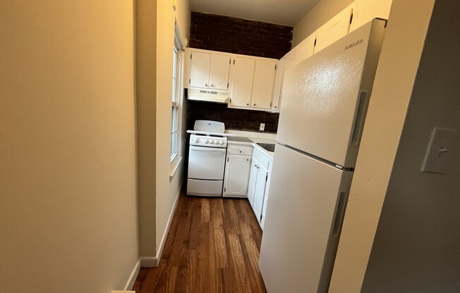 54 S HUNTINGTON AVE
