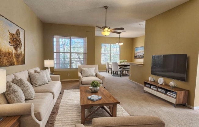Beautiful Gated Community 3 Beds/2 Baths Condo in Dr Phillips Area