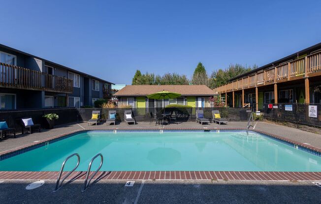 2 beds, 1 bath, 735 sqft, $1,695, Unit 07