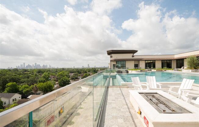 1414 N Shepherd Dr