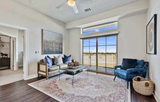 Waterford Market Apartments living Room Apartments in Frisco, TX