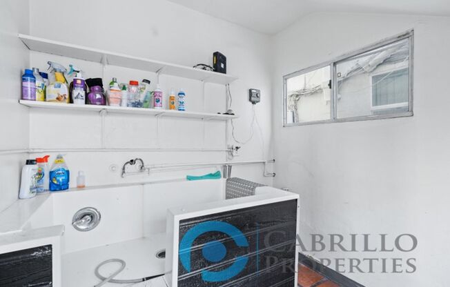 Studio, 1 bath, 341 sqft, $1,695, Unit 417