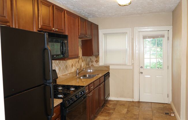 583 Colonial Circle