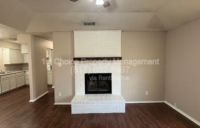 7704 JENNIFER LN
