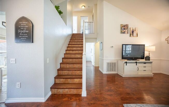 Updated Charmer in N Fort Worth