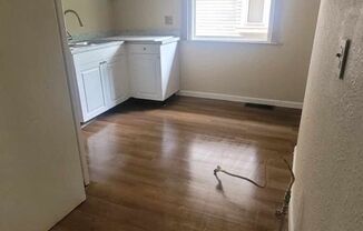 922 Islington