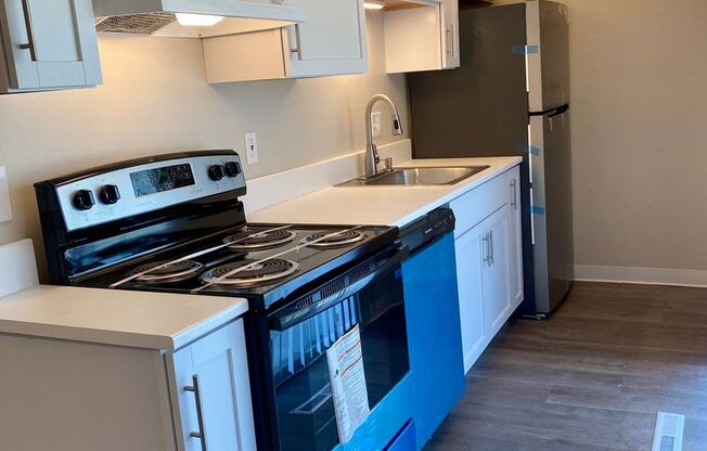2 beds, 1 bath, 846 sqft, $1,015, Unit 45A-R