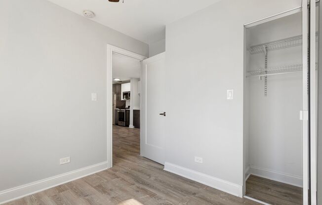 2 beds, 1 bath, $2,100, Unit 446