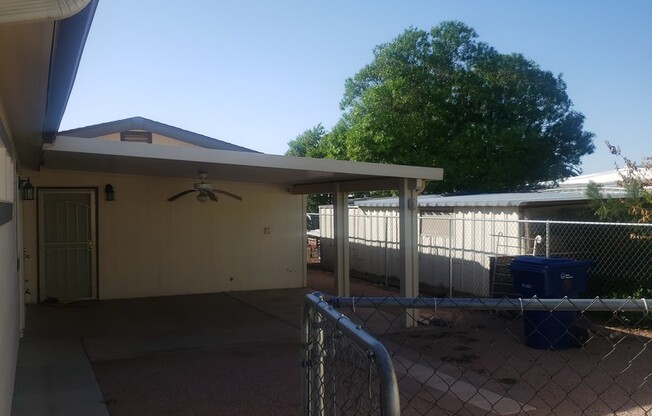 3 bd 2 bath Golf Course Living