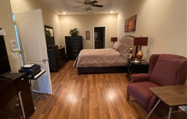 Beautiful 3 bedrooms 2 Bathrooms Home