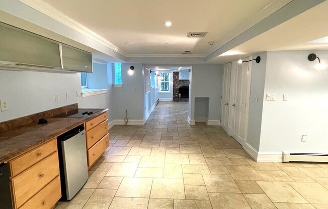 36 SUNHILL LN
