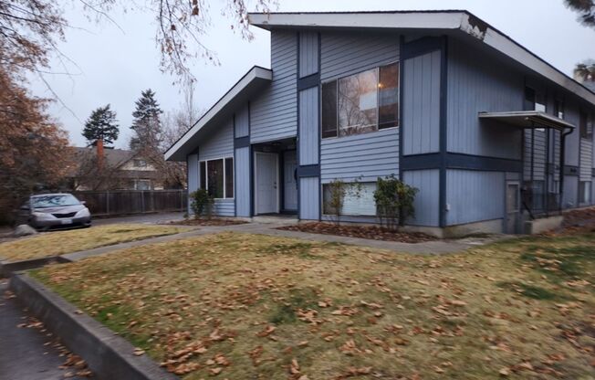 Jefferson-Nora Triplex