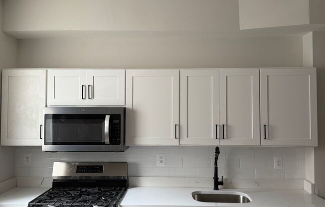 Newly Renovated Townhouse
