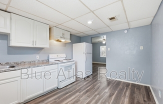 2215 RIVERVIEW DR