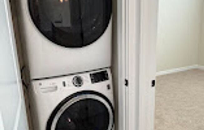 1 bed, 1 bath, 586 sqft, $1,599, Unit 820 #303