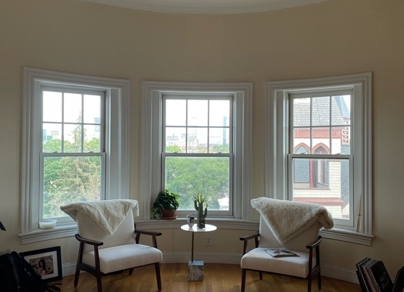 1 bed, 1 bath, 850 sqft, $4,500, Unit 62