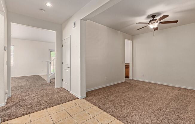 SPACIOUS 4BR/3BA in Peoria!