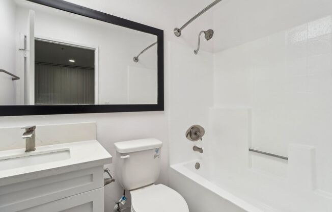 1 bed, 1 bath, 550 sqft, $2,248, Unit 205