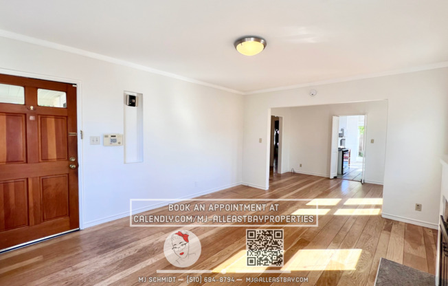 Spacious 2 bedroom Home w/ Backyard, Garage, and pet friendly!