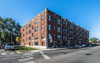 330 N Pine