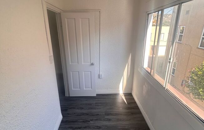 Studio, 1 bath, $1,600, Unit 03