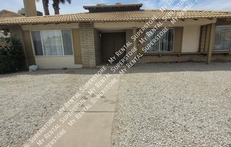 4424 N 53 LN